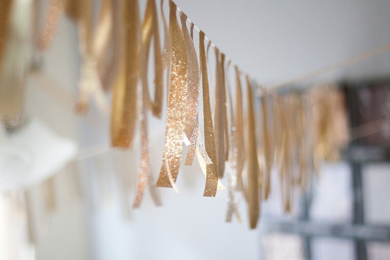 glitter ribbon garland diy - anastasia marie